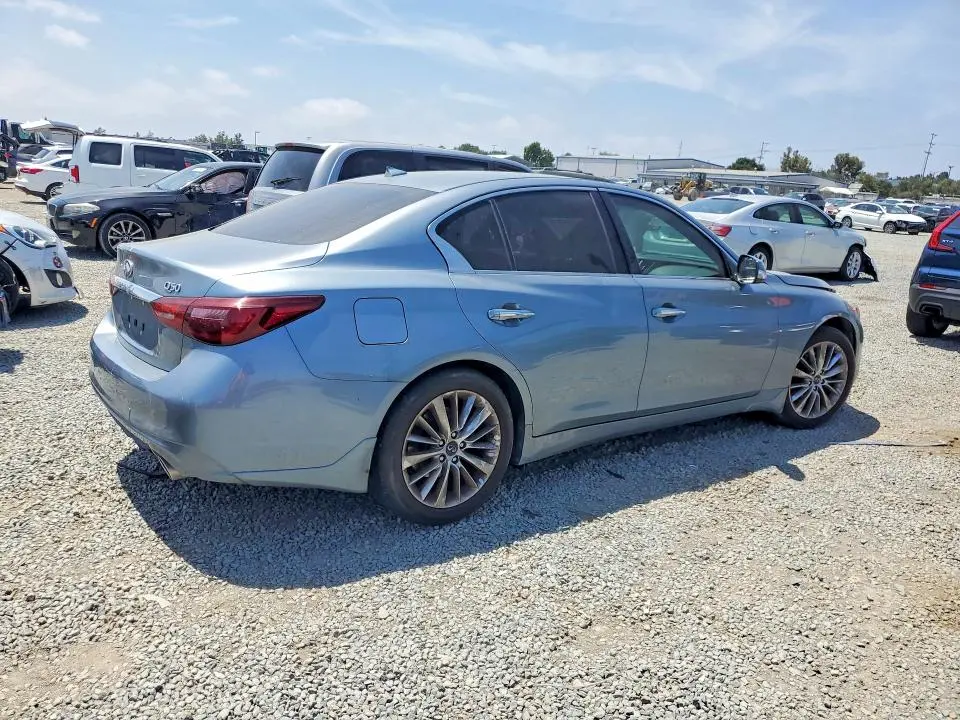 2018 INFINITI Q50 2.0T LUXE  