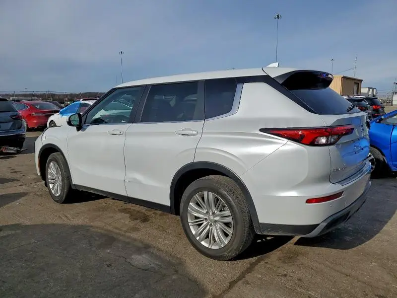 2024 MITSUBISHI OUTLANDER ES  