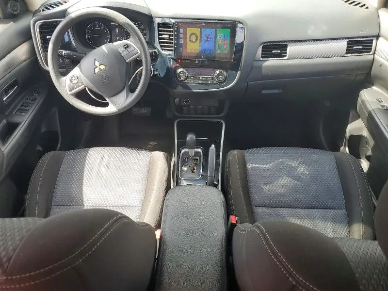 2018 MITSUBISHI OUTLANDER SE  