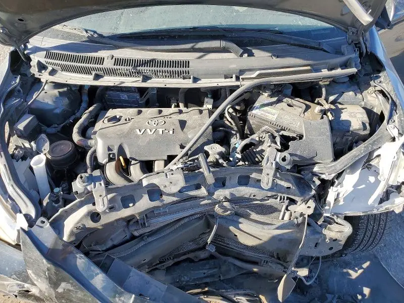 2010 TOYOTA YARIS BASE  