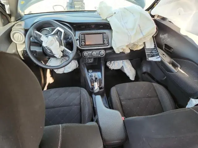2020 NISSAN KICKS S  