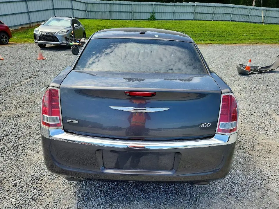 2014 CHRYSLER 300   