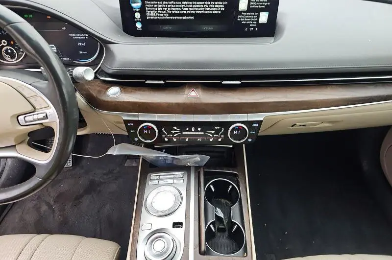 2022 GENESIS G80 BASE  