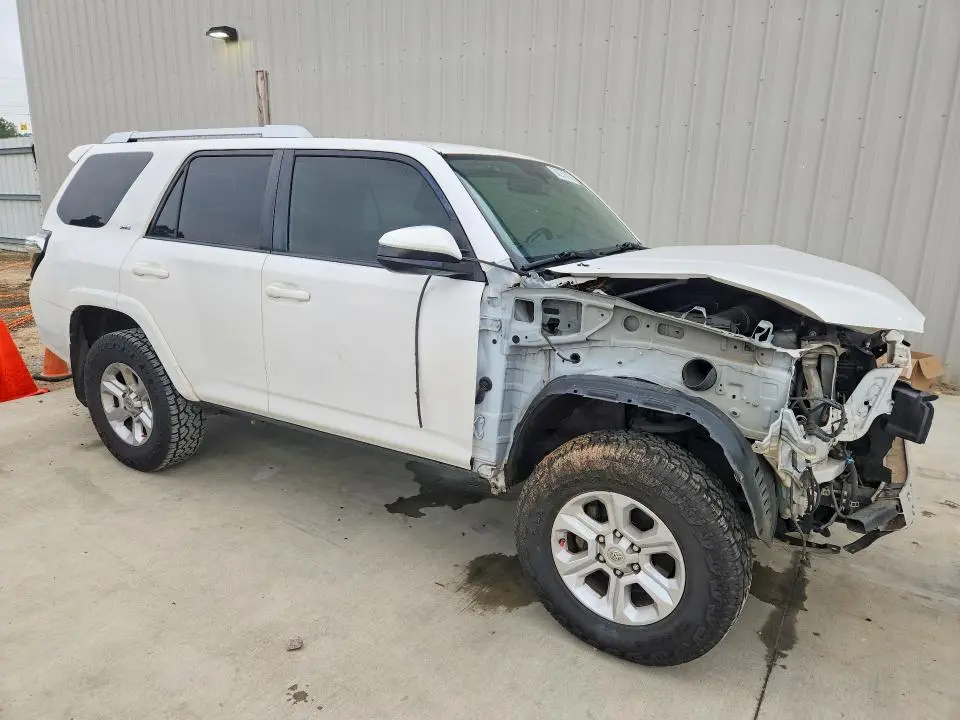 2014 TOYOTA 4RUNNER SR5  