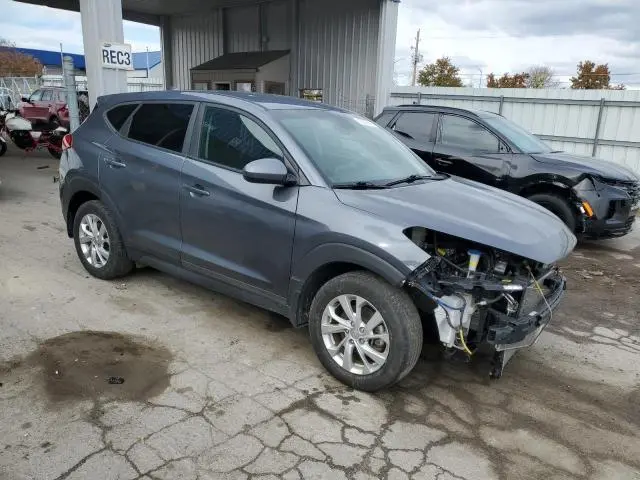 2021 HYUNDAI TUCSON SE  