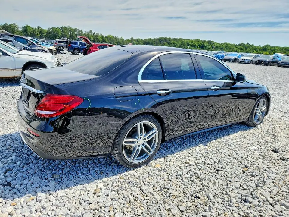 2017 MERCEDES-BENZ E 300  
