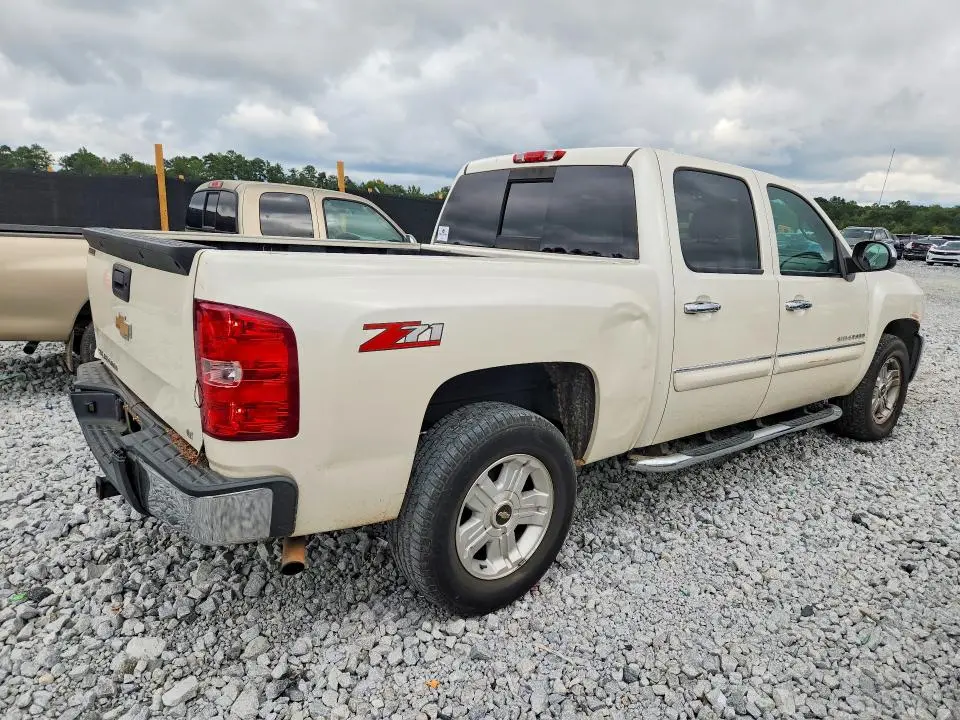 2013 CHEVROLET SILVERADO C1500 LT  