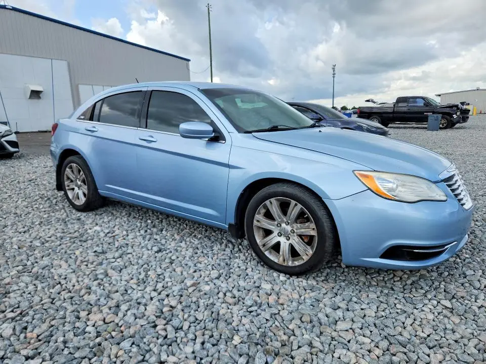 2013 CHRYSLER 200 TOURING  