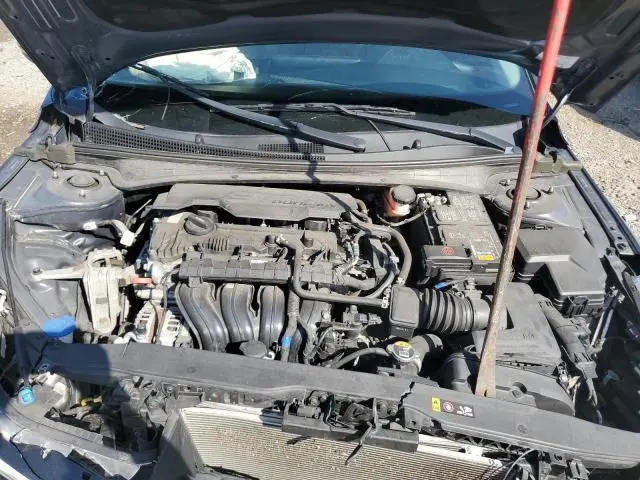 2021 HYUNDAI ELANTRA SE  