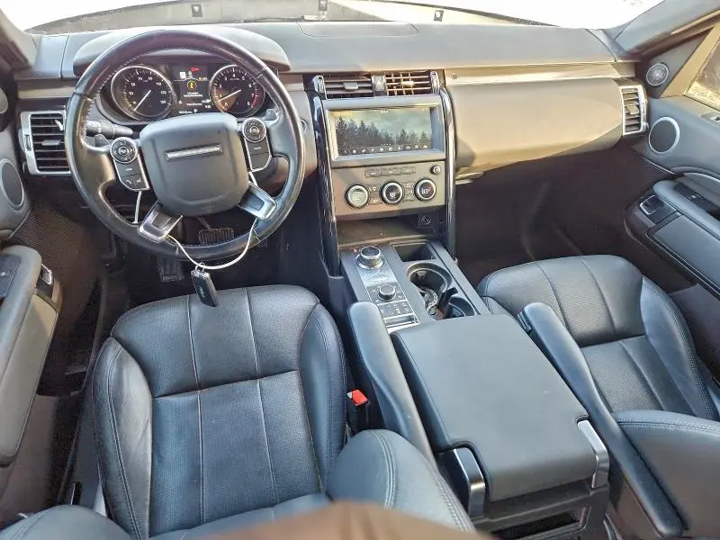 2018 LAND ROVER DISCOVERY SE  