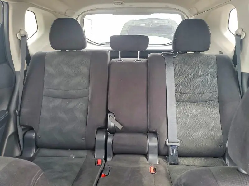 2014 NISSAN ROGUE SV  