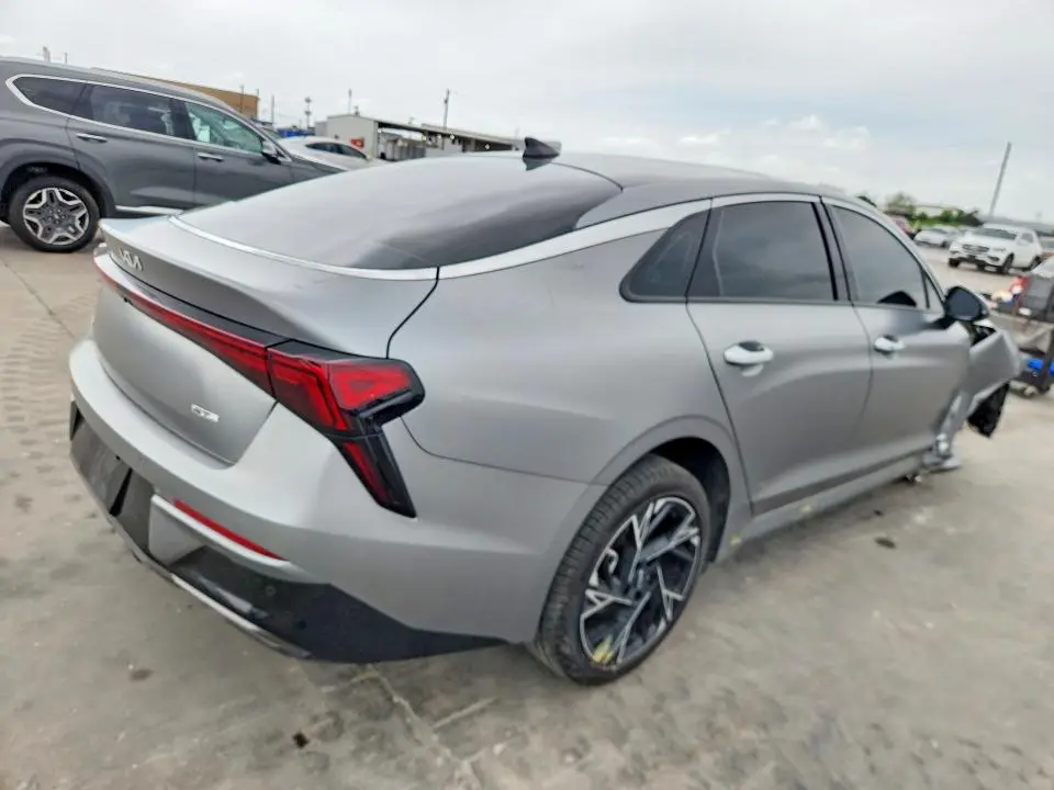 2025 KIA K5   