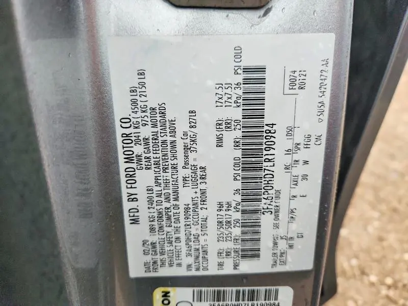 2020 FORD FUSION SE  