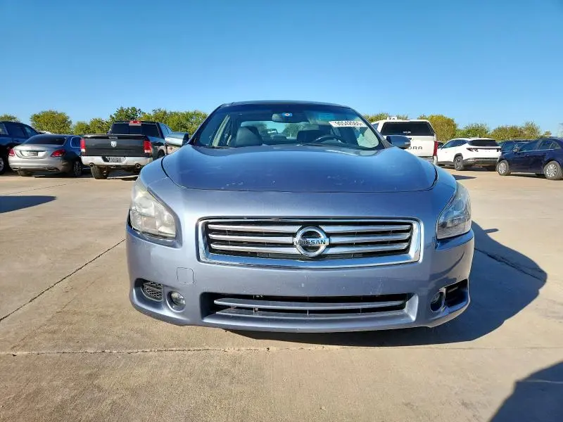 2012 NISSAN MAXIMA S  