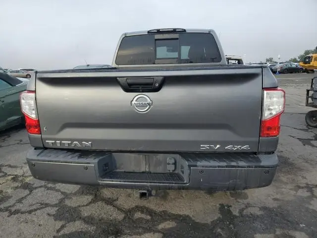 2018 NISSAN TITAN SV  