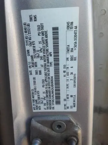 2016 FORD ESCAPE TITANIUM  