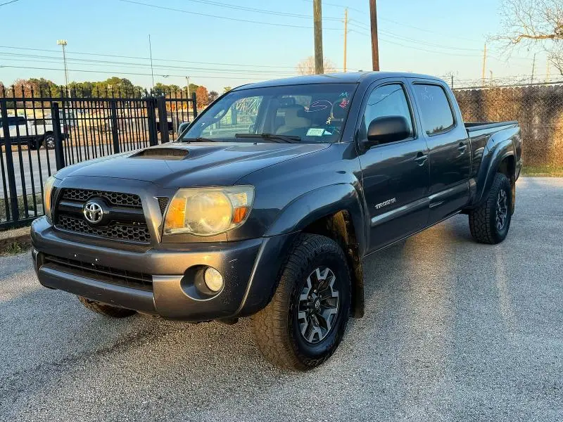 2011 TOYOTA TACOMA V6  