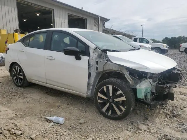 2021 NISSAN VERSA SR  