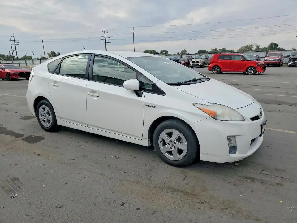 2010 TOYOTA PRIUS II  