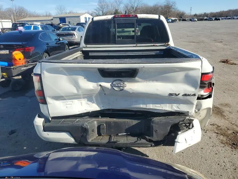 2022 NISSAN FRONTIER S  