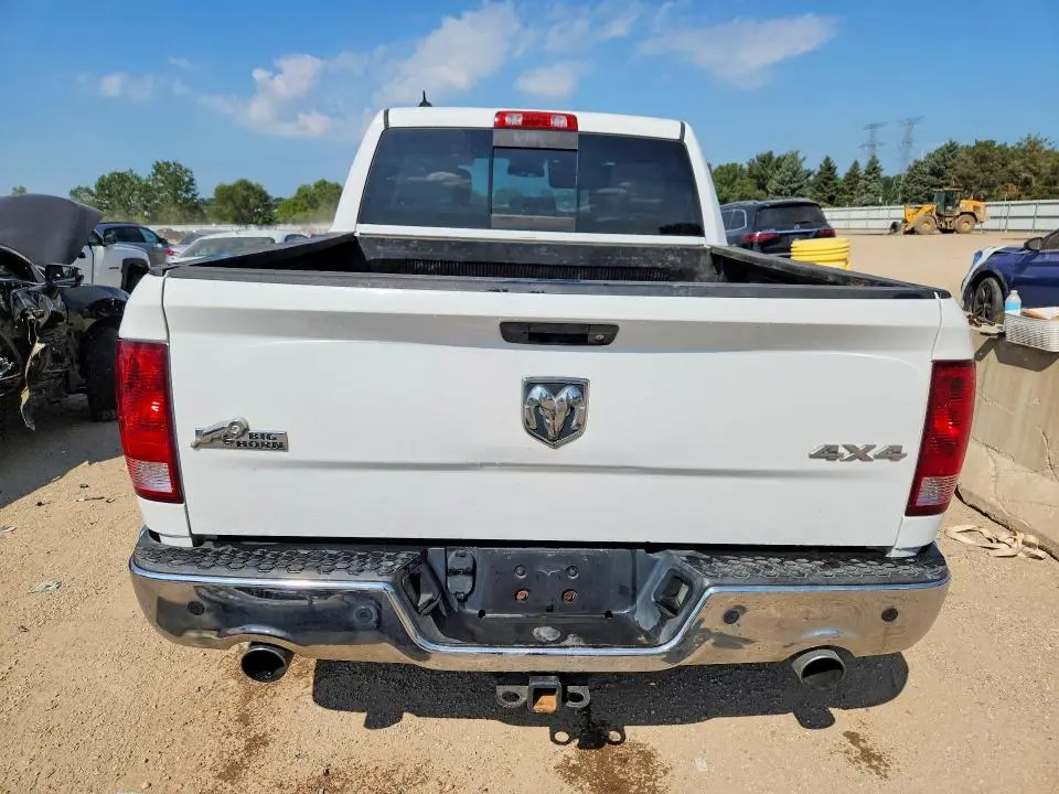 2013 RAM 1500 SLT  
