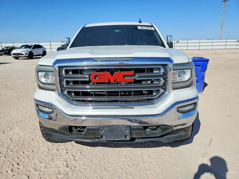 2016 GMC SIERRA   