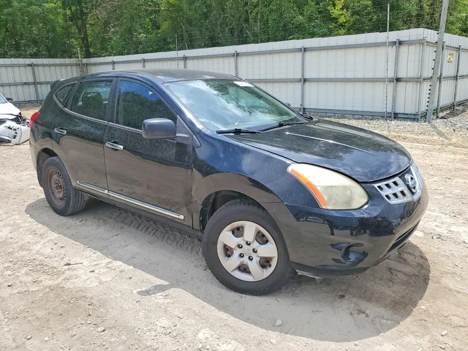 2011 NISSAN ROGUE S  