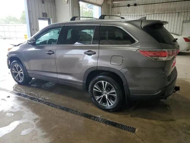2016 TOYOTA HIGHLANDER XLE  