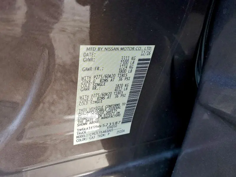 2017 NISSAN TITAN SV  