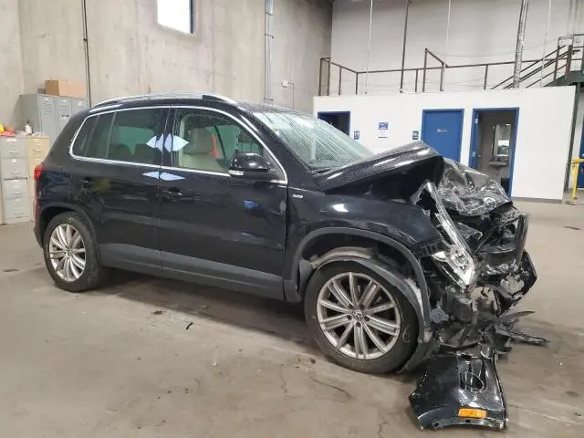 2010 VOLKSWAGEN TIGUAN SE