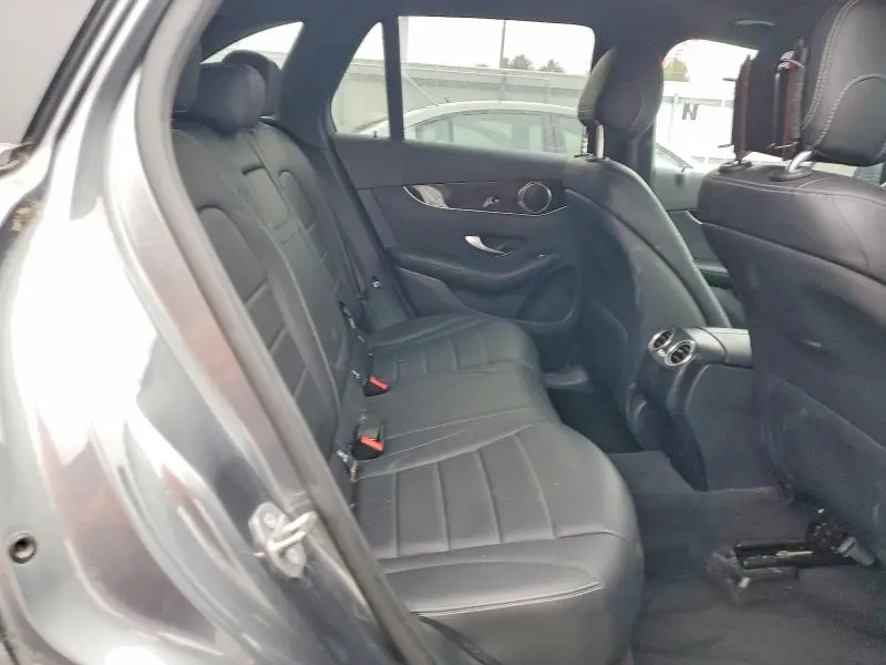 2017 MERCEDES-BENZ GLC 300 4MATIC  