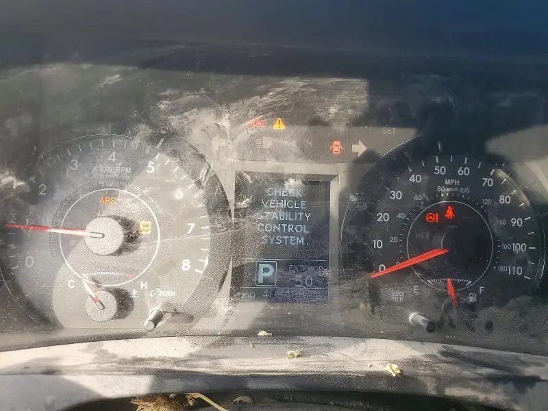 2015 TOYOTA SIENNA LE  