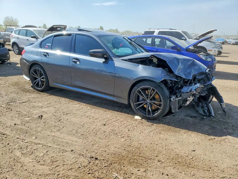 2021 BMW 530   