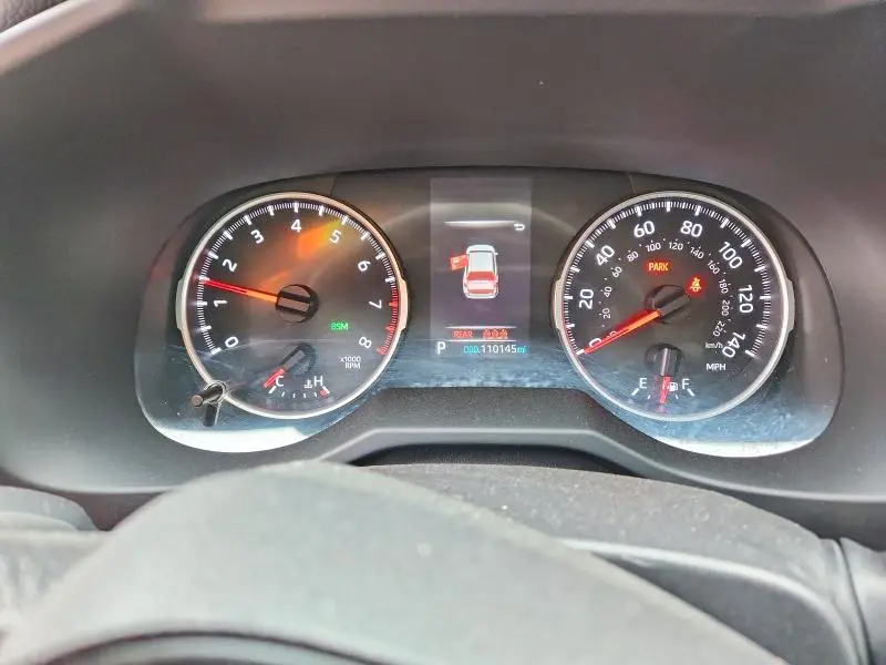 2022 TOYOTA RAV4 XLE  