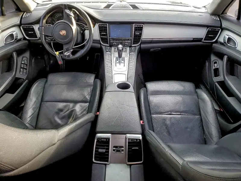 2011 PORSCHE PANAMERA 2  