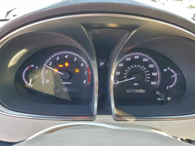 2011 TOYOTA AVALON BASE  