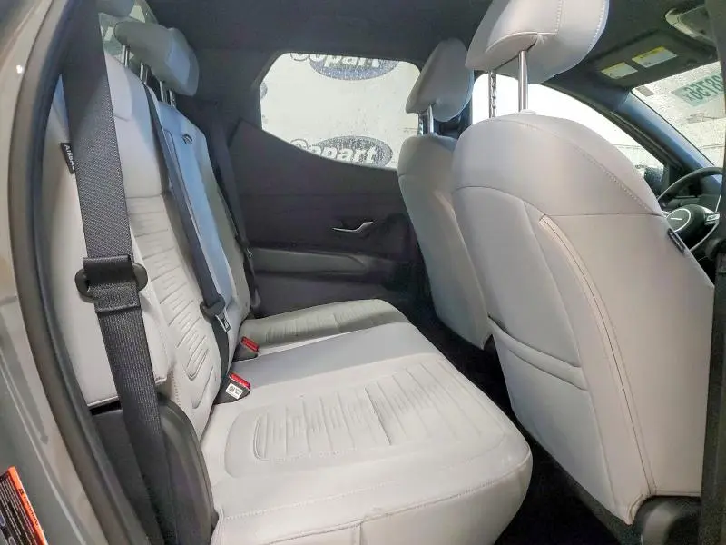 2025 HYUNDAI SANTA CRUZ SE  