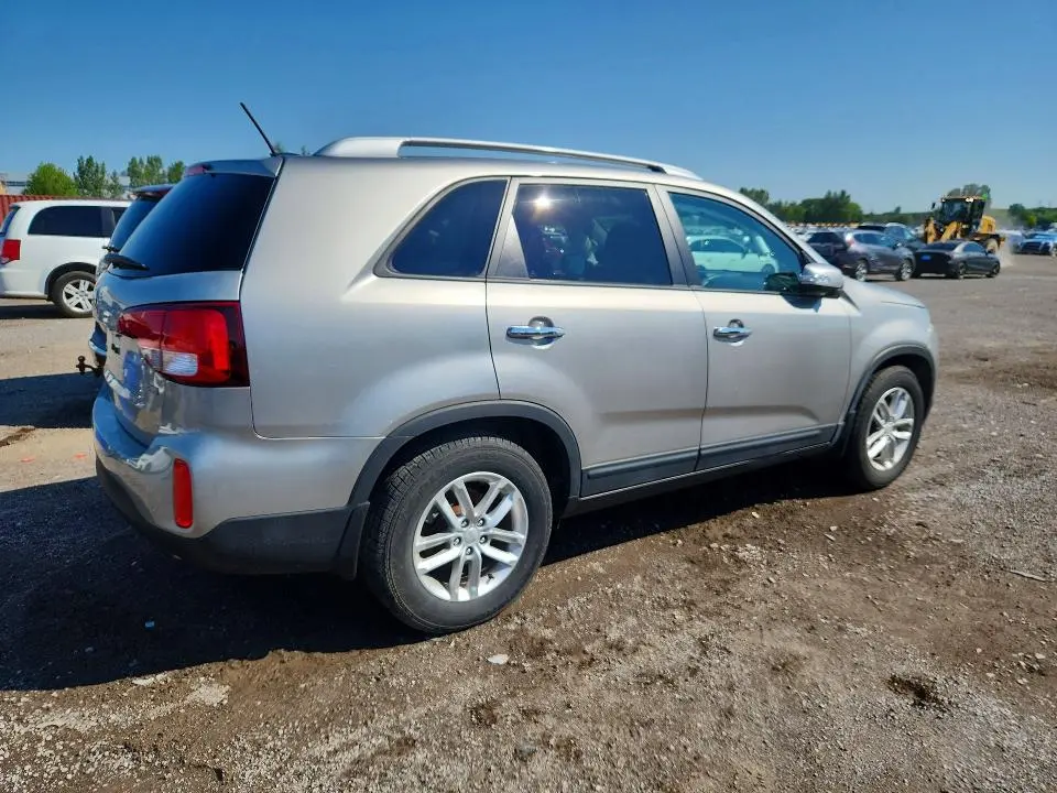 2014 KIA SORENTO LX  