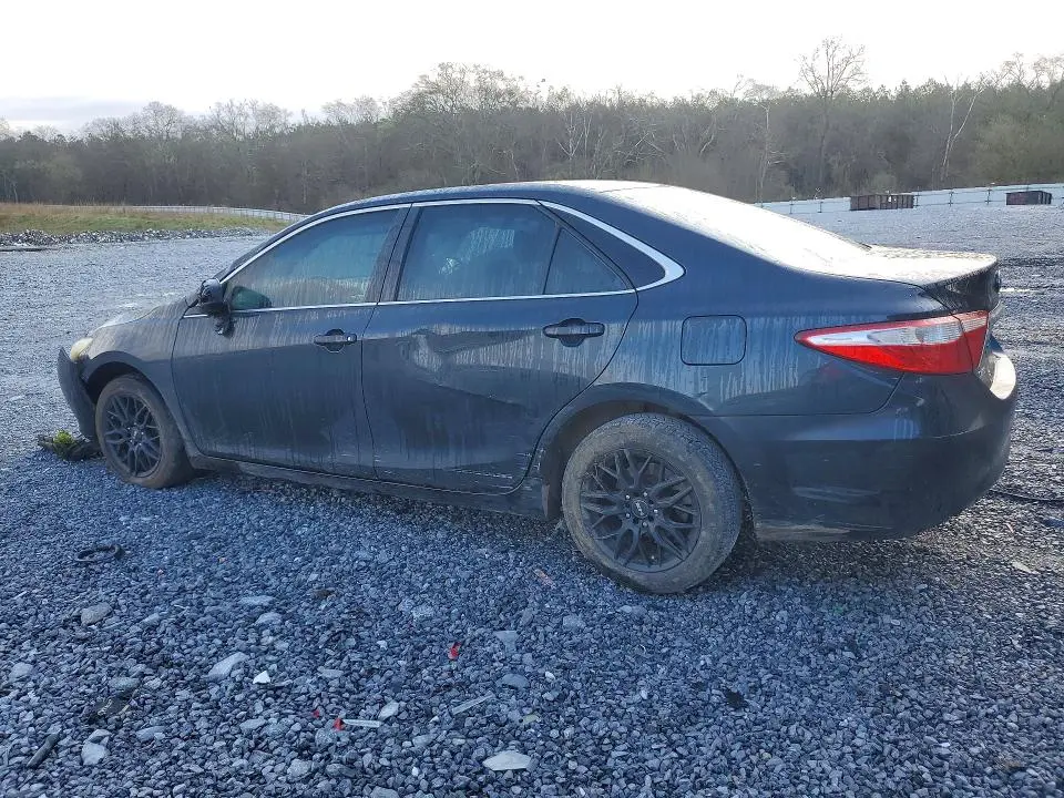 2015 TOYOTA CAMRY LE  