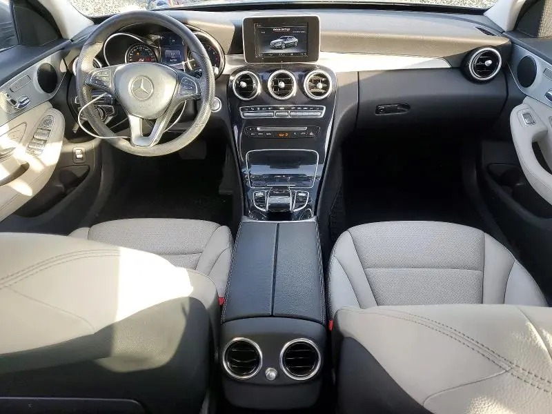 2016 MERCEDES-BENZ C 300  