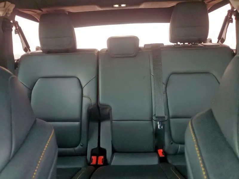 2022 FORD BRONCO BASE  