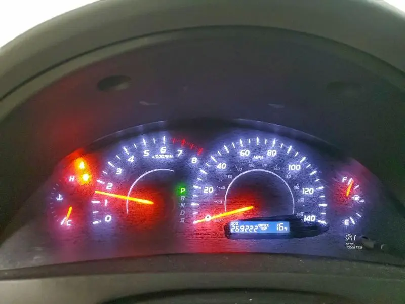 2011 TOYOTA CAMRY BASE  