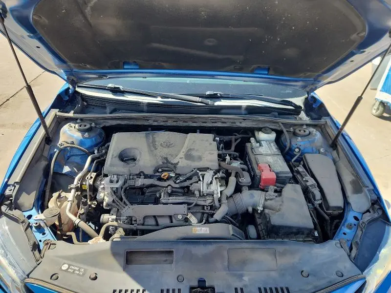2019 TOYOTA CAMRY LE  