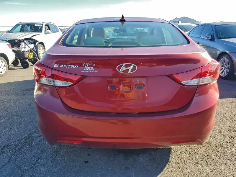 2012 HYUNDAI ELANTRA GLS  