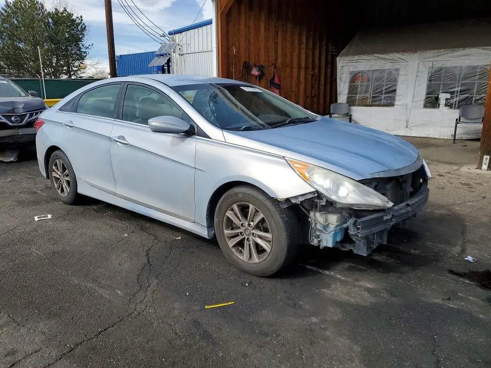 2014 HYUNDAI SONATA GLS  