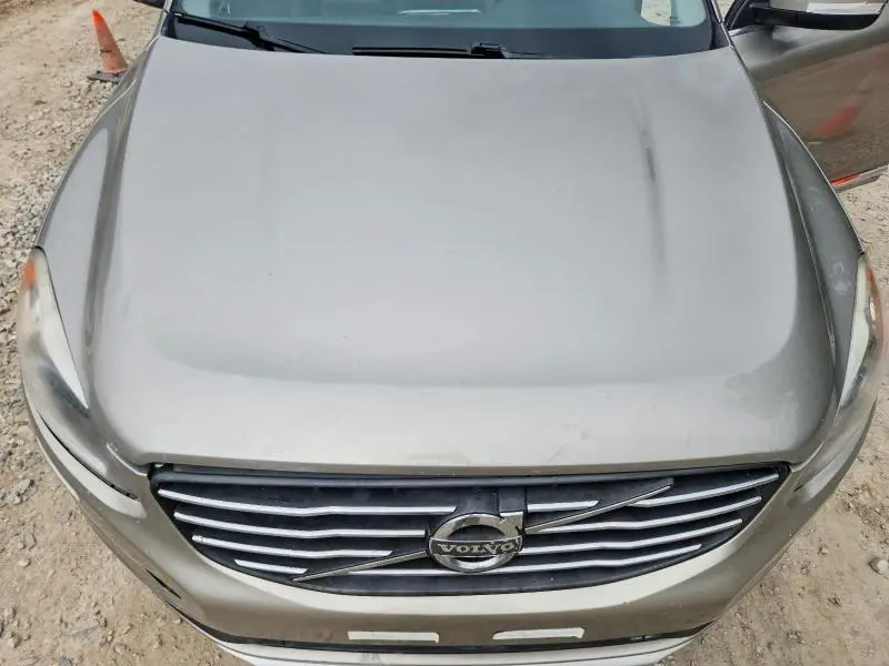 2015 VOLVO XC60 T6 PREMIER+  