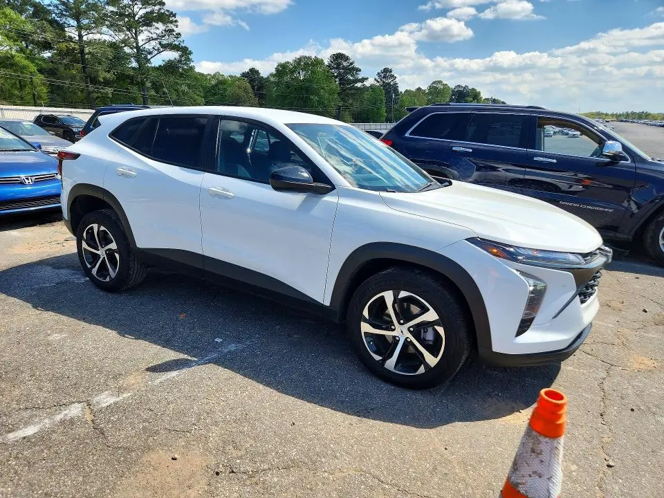 2024 CHEVROLET TRAX 1RS  