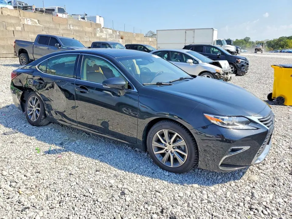 2016 LEXUS ES 300H  