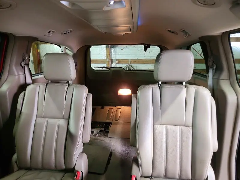 2012 CHRYSLER TOWN & COUNTRY TOURING  