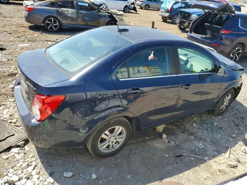 2016 CHEVROLET SONIC LT  